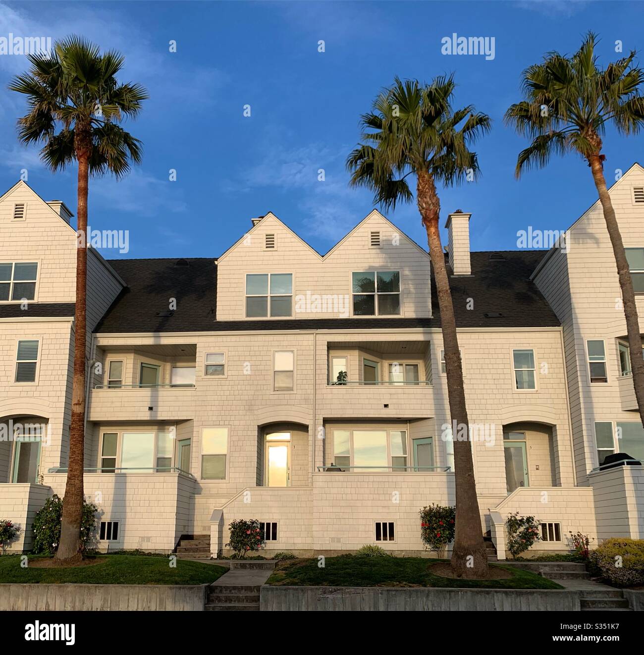 Santa cruz cliff drive hires stock photography and images Alamy