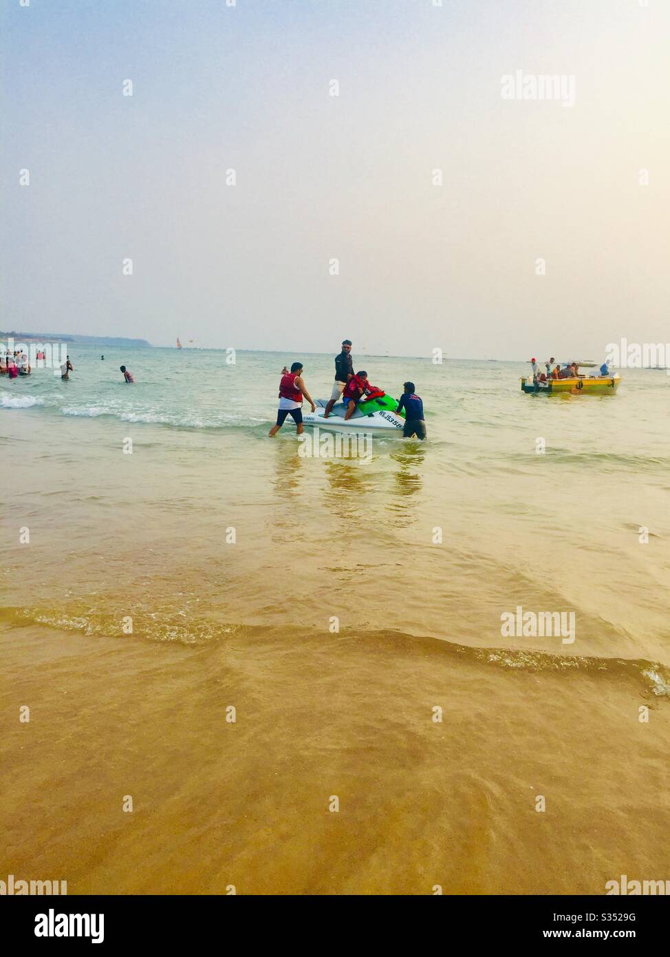 Calangute beach water sports hires stock photography and images Alamy