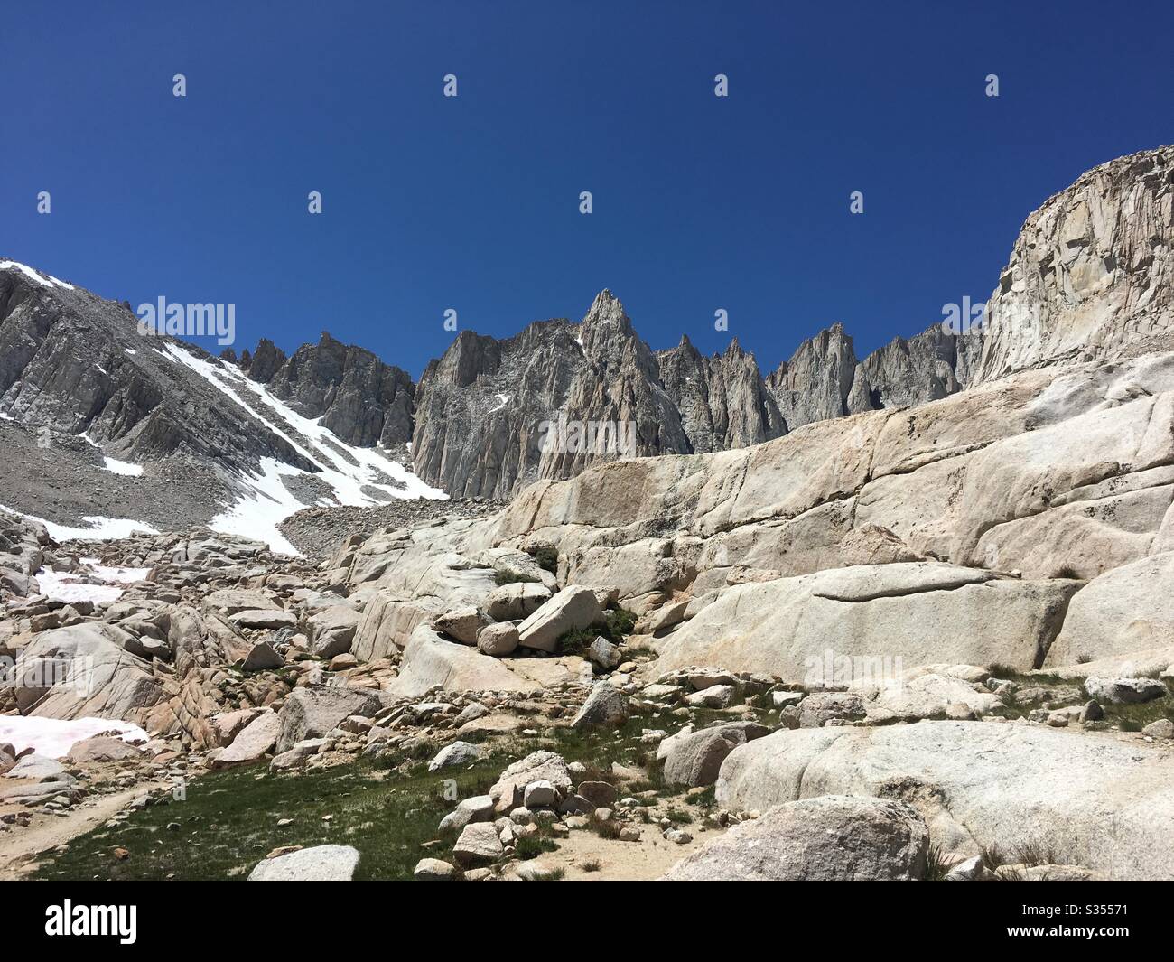 mt-whitney-ca-largest-mountain-in-lower-48-stock-photo-alamy