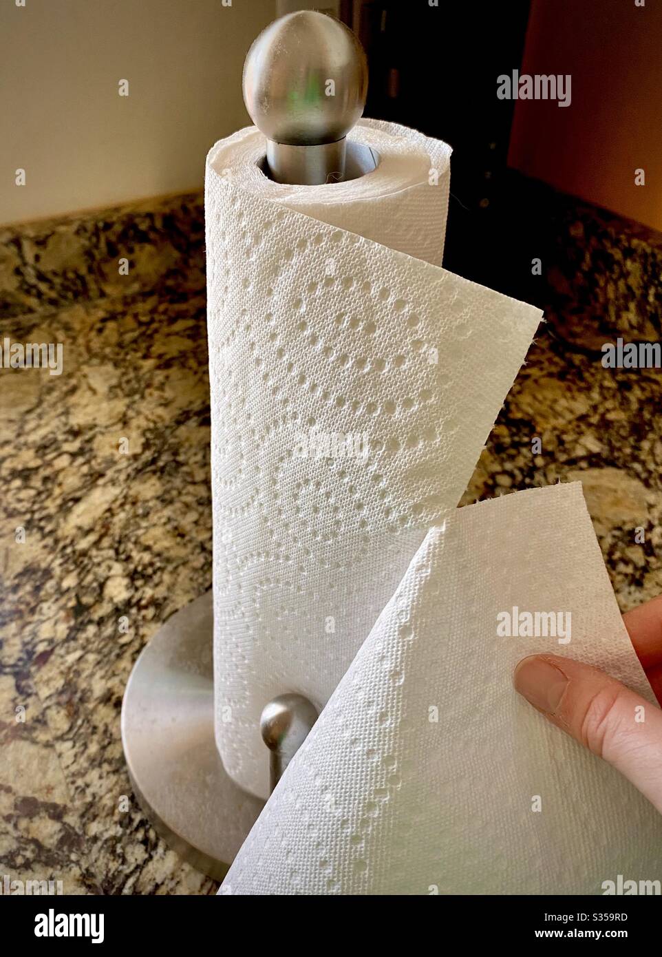 Paper towel hires stock photography and images Alamy