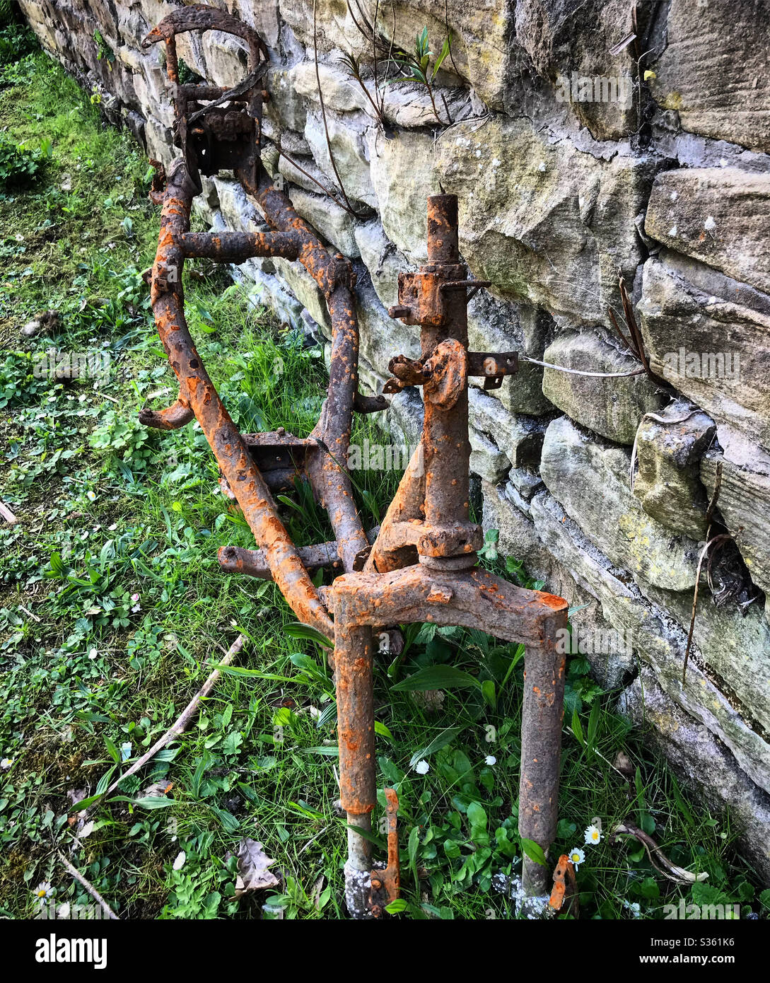 Rusted bike frame Stock Photo Alamy