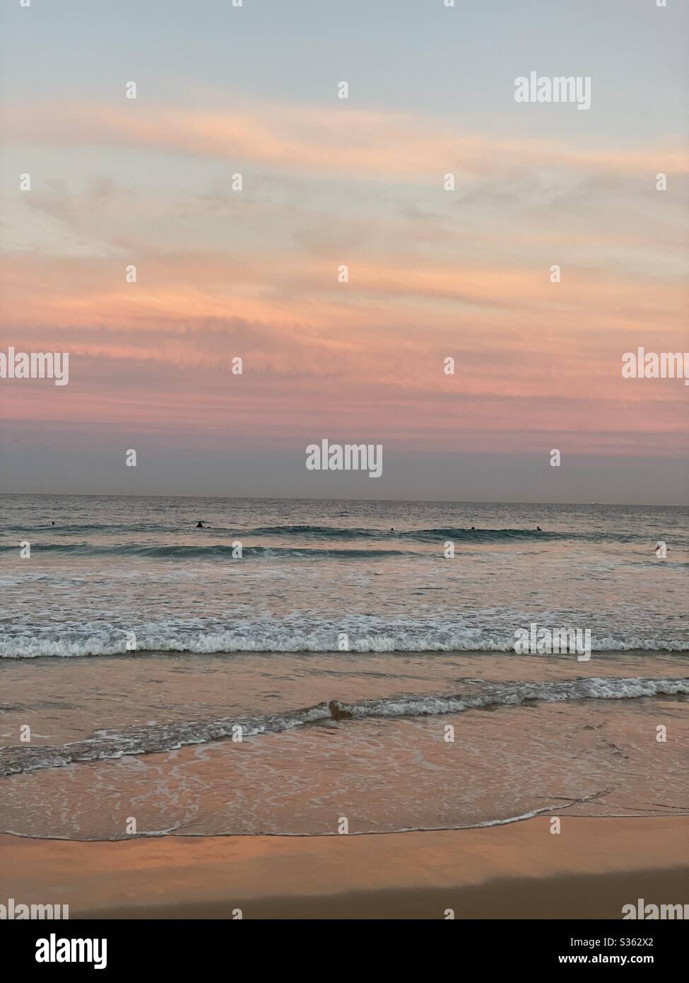 Pinksky High Resolution Stock Photography And Images Alamy Pinksky High Resolution Stock Photography And Images Alamy