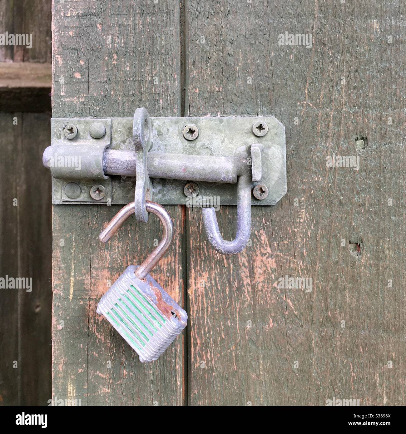 Gate latch hires stock photography and images Alamy