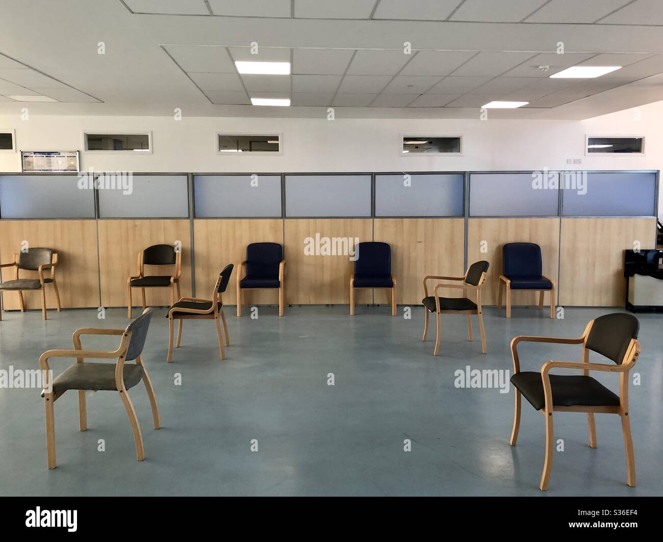 Empty waiting room Birmingham Treatment Centre Stock Photo