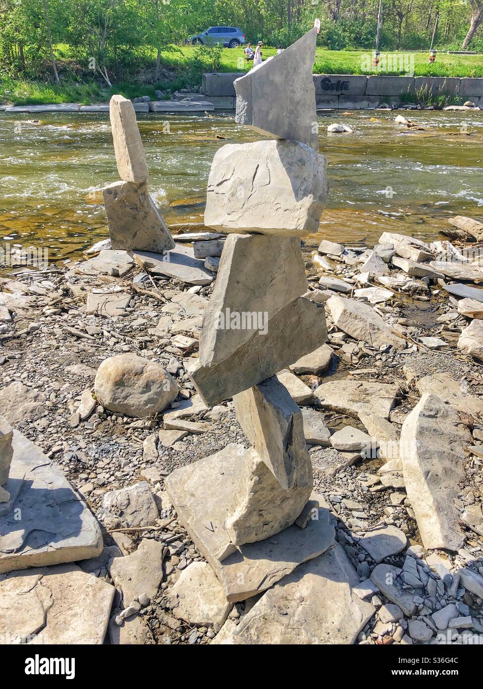 Freestanding sculpture hires stock photography and images Alamy