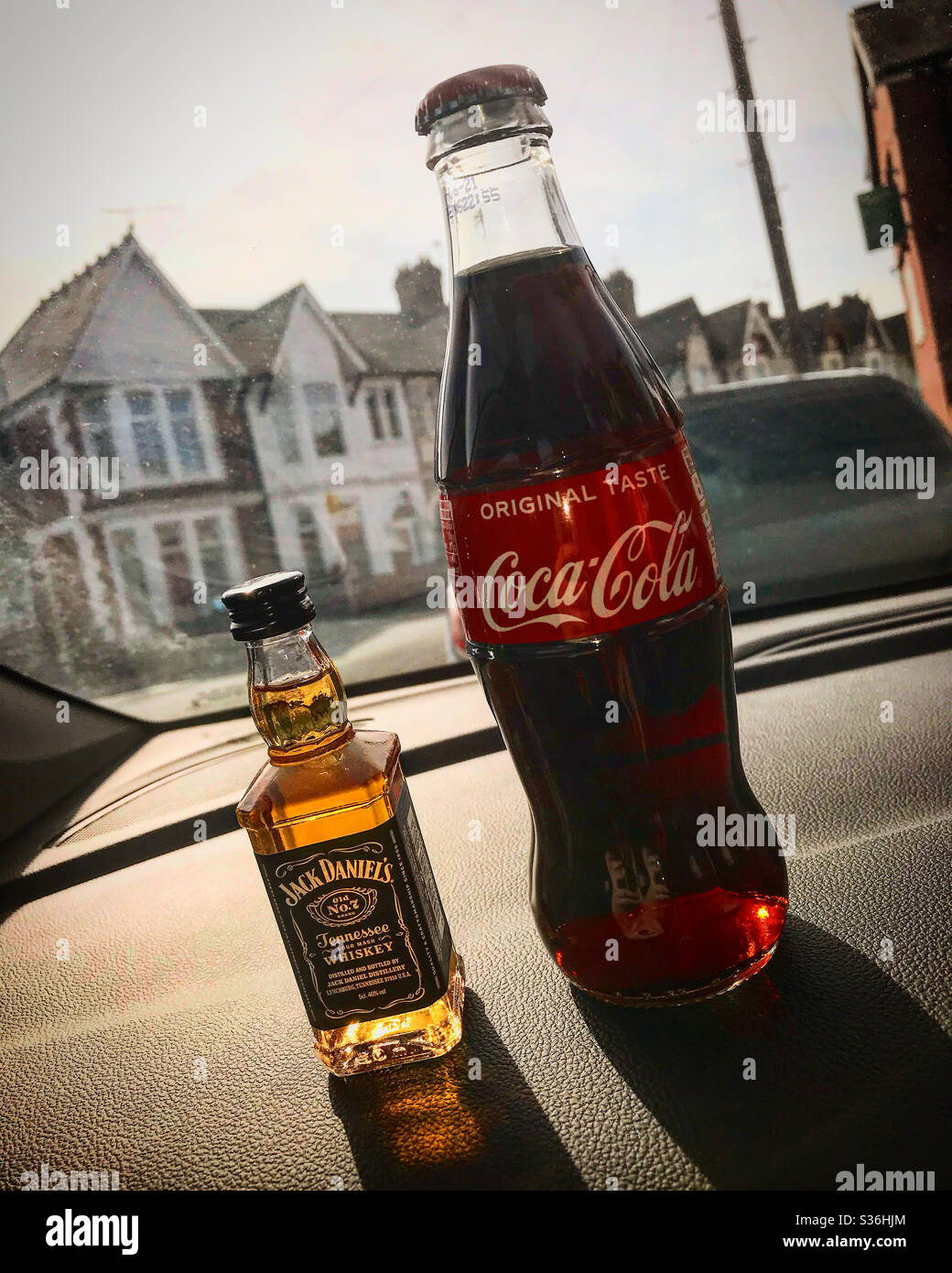 Jack daniels coke hi-res stock photography and images - Alamy