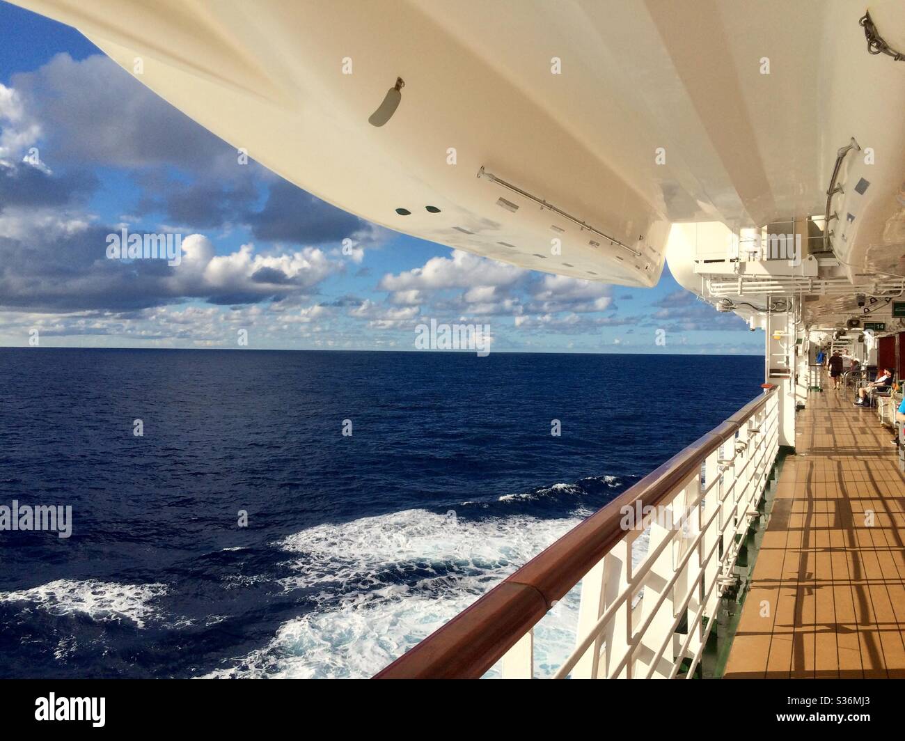 Page 2 P O Cruises Holiday High Resolution Stock Photography And Images Alamy