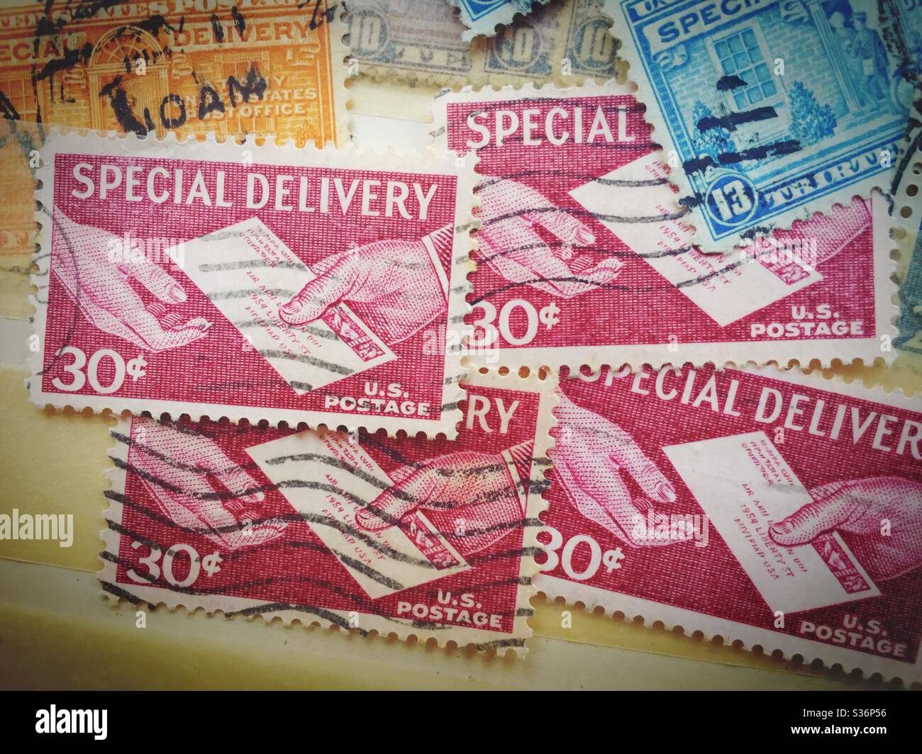 Postage stamps 1950s hires stock photography and images Alamy