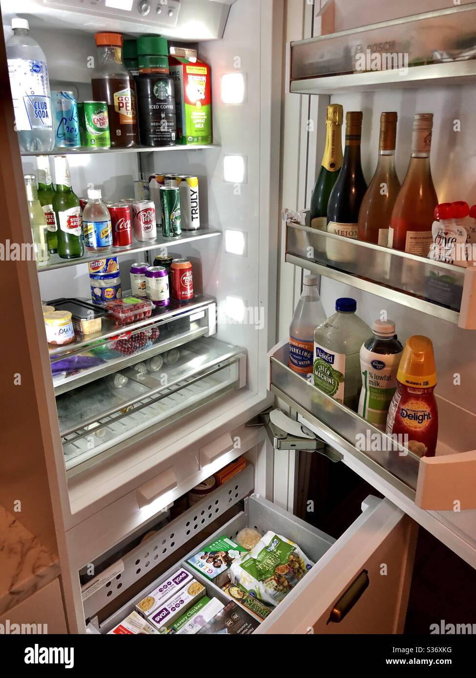 Stocked fridge hires stock photography and images Alamy