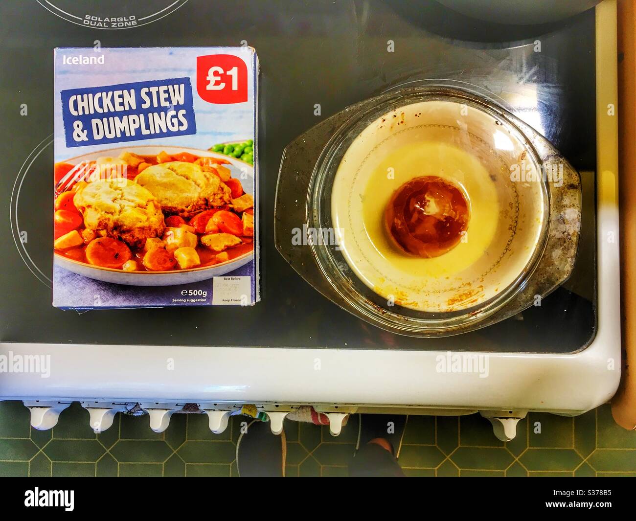 Iceland chicken stew and dumplings frozen ready meal Stock Photo Alamy
