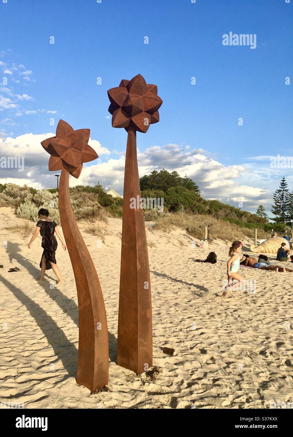 Sculpture At Bathers Beach 2020 Exhibition, sculpture Pollen by Ben Jones sculptor Fremantle
