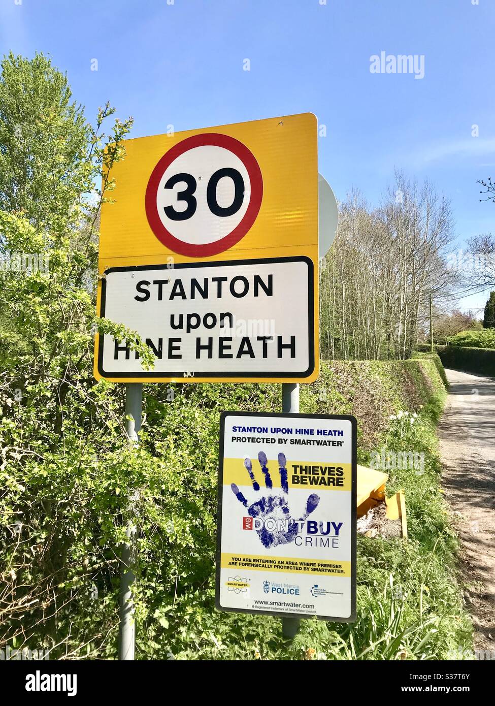 Road sign, Stanton upon Hine Heath, Shropshire, England, UK Stock Photo