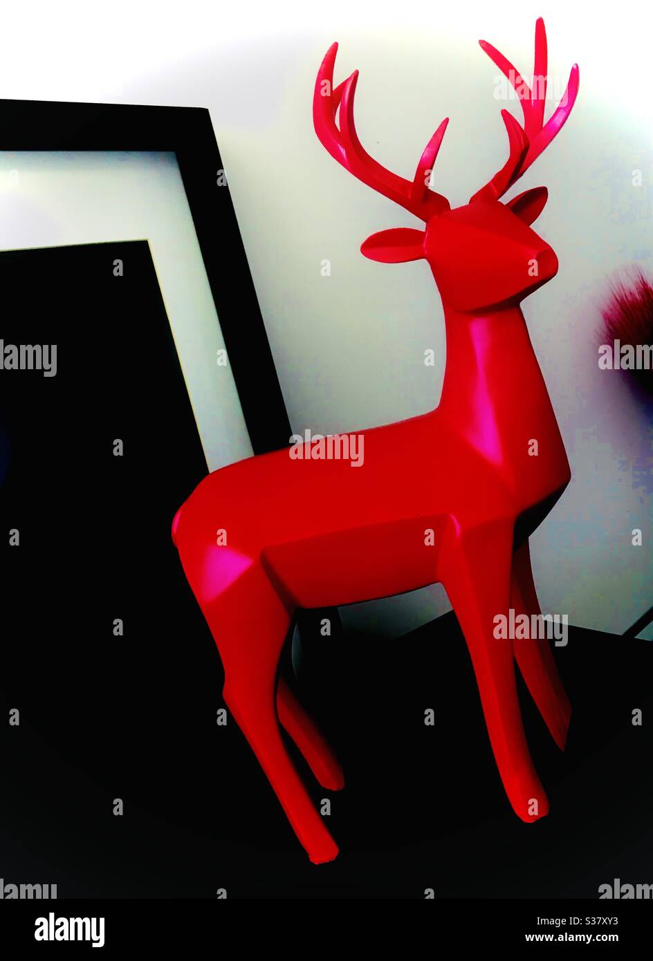 Deer sculpture hires stock photography and images Alamy