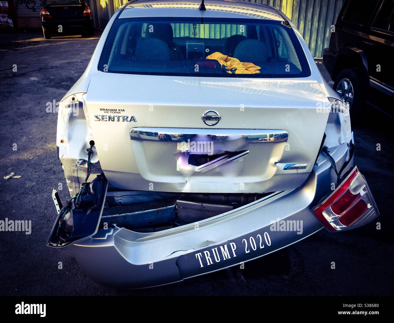 Covid-19 in America. An iconic summary of a nationwide disaster. Concepts: wreckage, wreck, catastrophe, symbolic. The debacle continues after Trump. - Smartphone Captured Stock Image