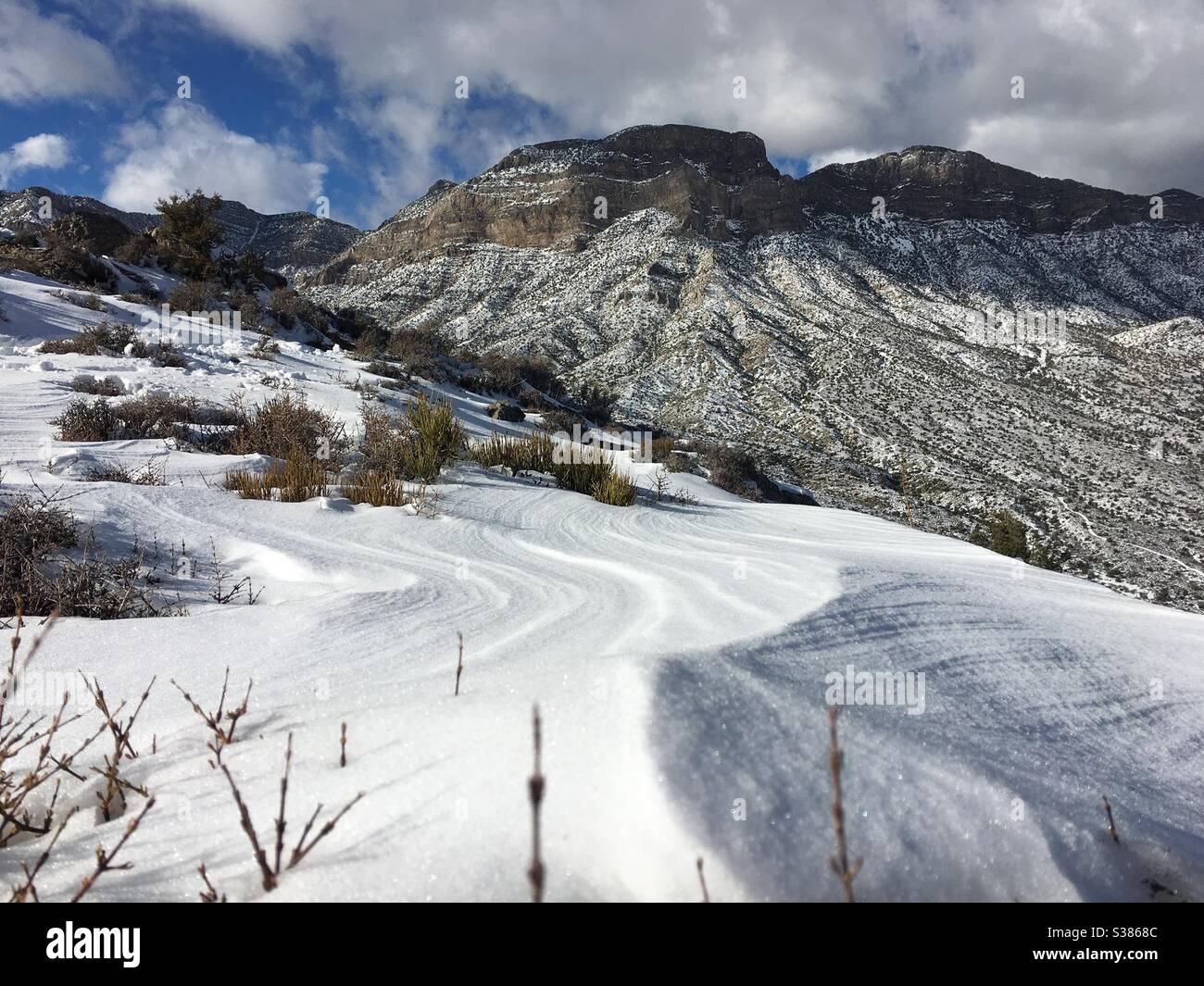 Red Rocks in snow near Las Vegas Stock Photo Alamy