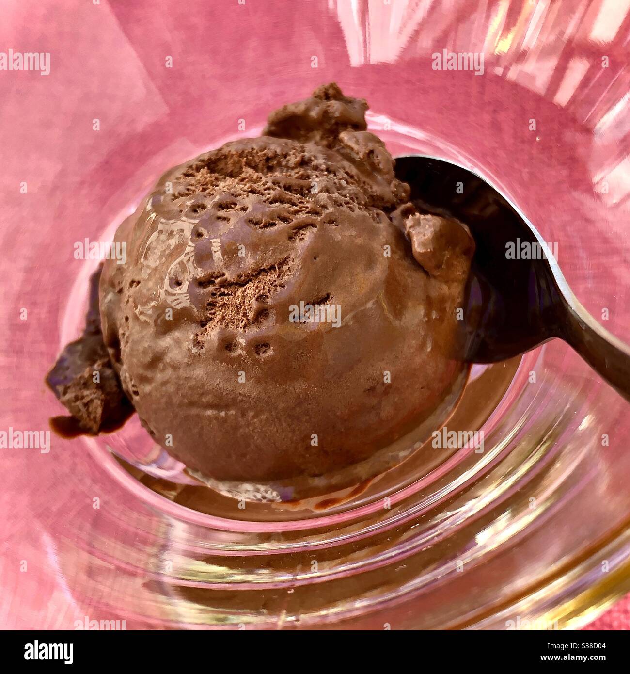 Scoop ice cream cherry hi-res stock photography and images - Alamy