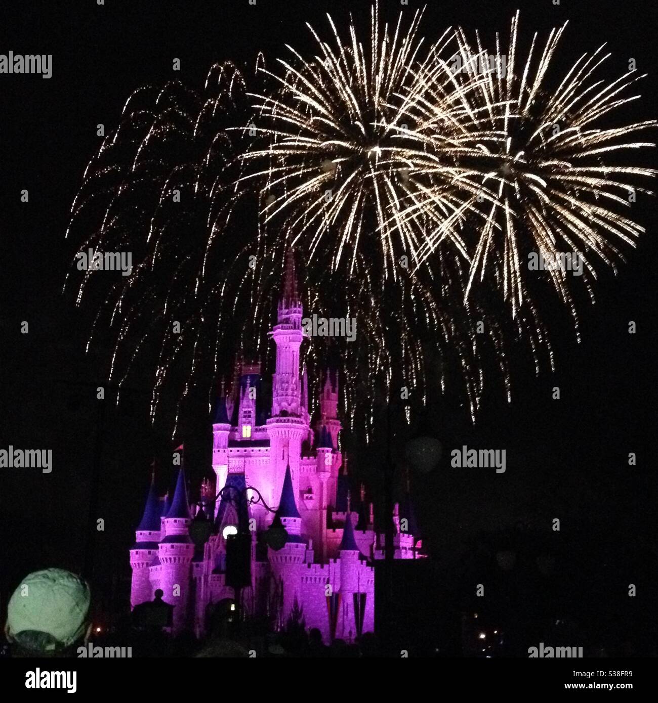 Disney Castle Fireworks High Resolution Stock Photography And Images Alamy