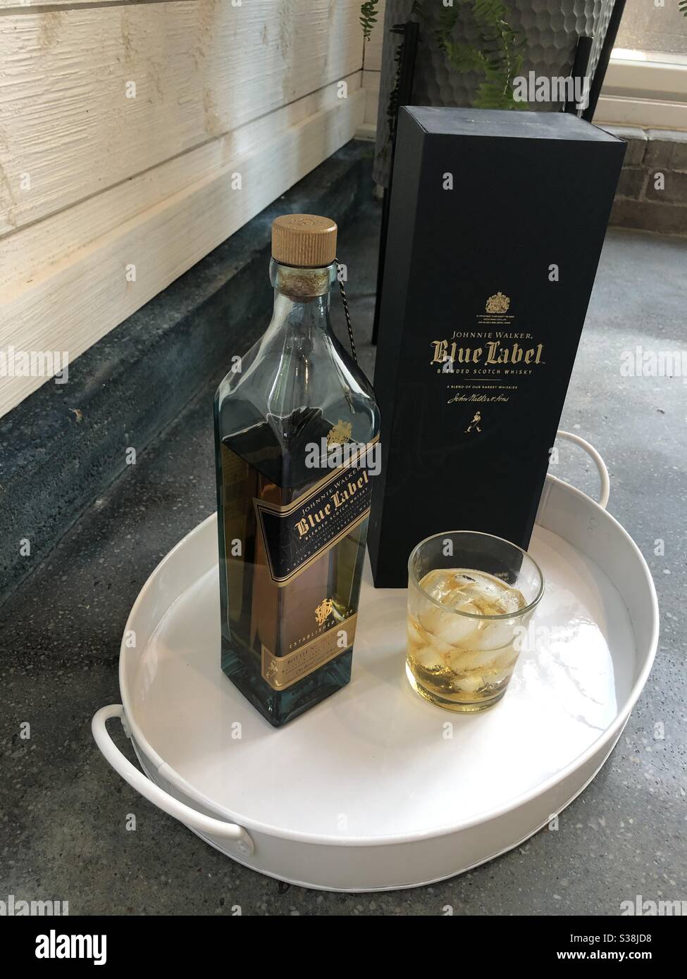 How much does a shot of johnnie walker blue cost
