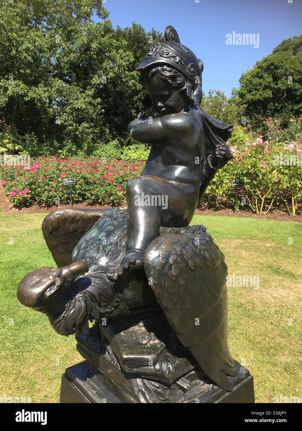 Regents park statue hires stock photography and images Alamy
