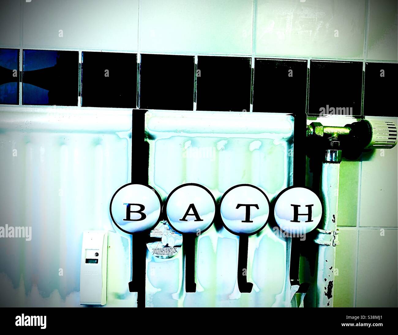 How do you describe a bathroom by describing each of its letters? Taken