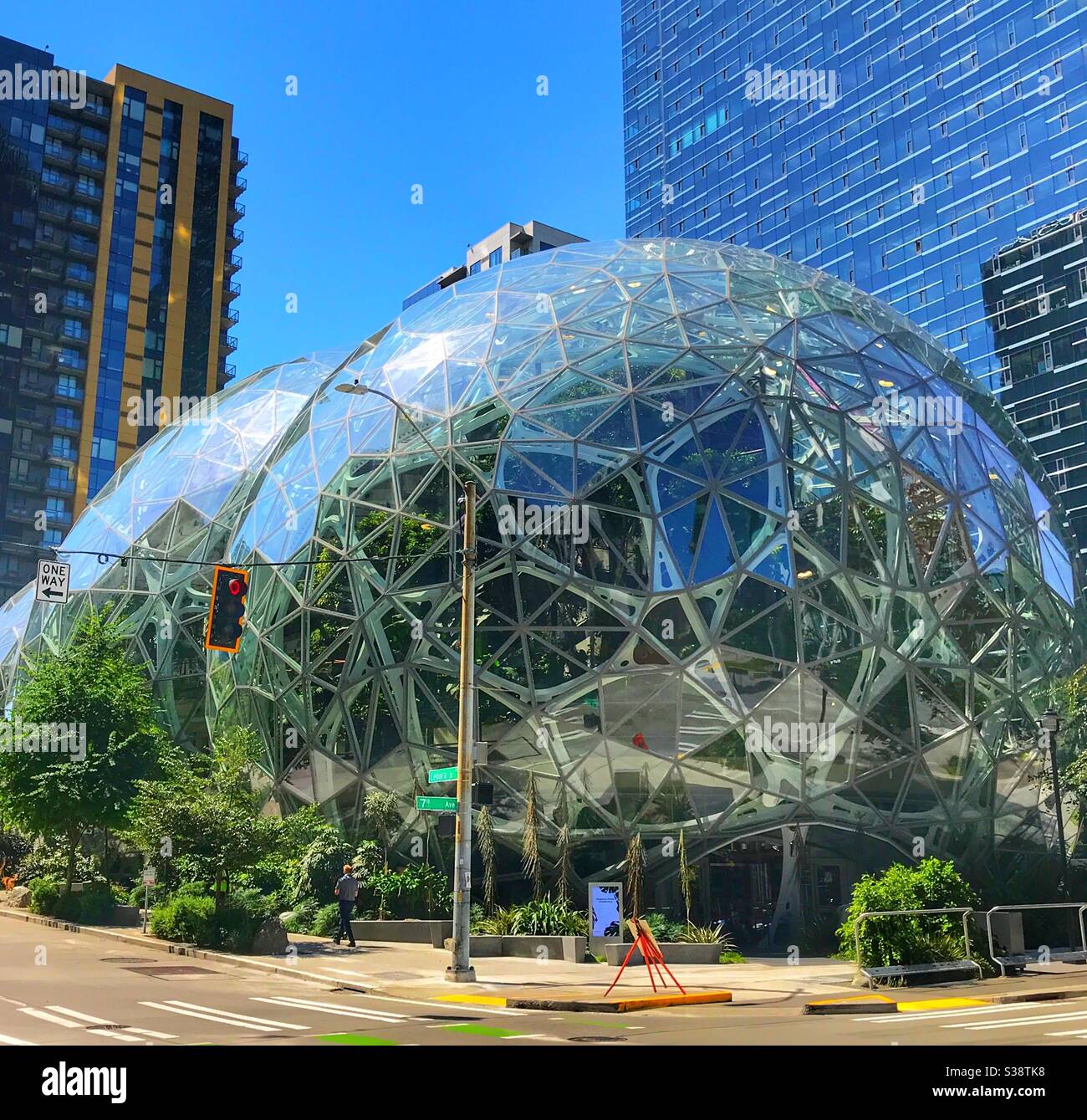 Terrarium glass hires stock photography and images Alamy