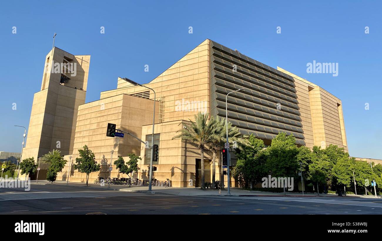 LOS ANGELES, CA, JUN 2020: Cathedral of Our Lady of The Angels complex, modern Catholic cathedral building in Downtown, late afternoon - Smartphone Captured Stock Image