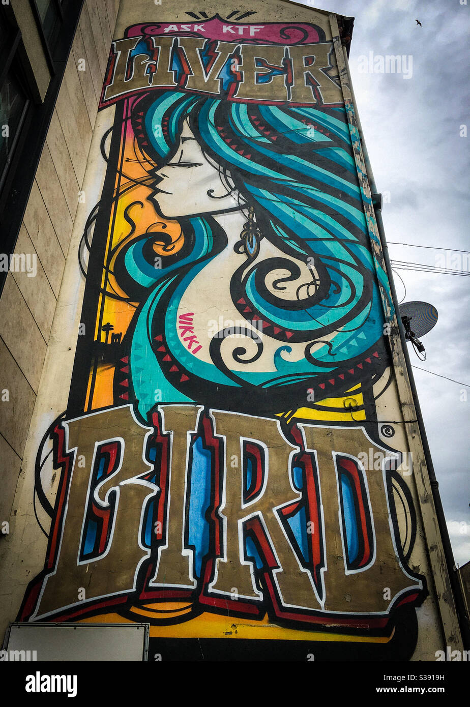 Liver Bird mural painted on the side of a building in Liverpool, UK Stock Photo