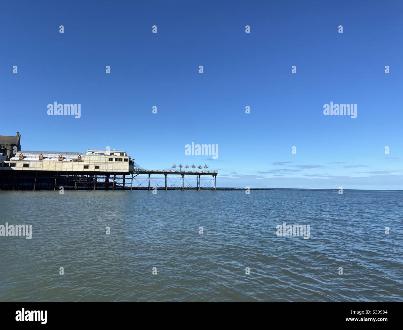 Aberystwyth, West Wales, UK. Sunday 30th August 2020. Weather; a beautiful sunny bank holiday weekend in Aberystwyth. Photo Credit: ©️Rose Voon / Alamy Live News. Stock Photo