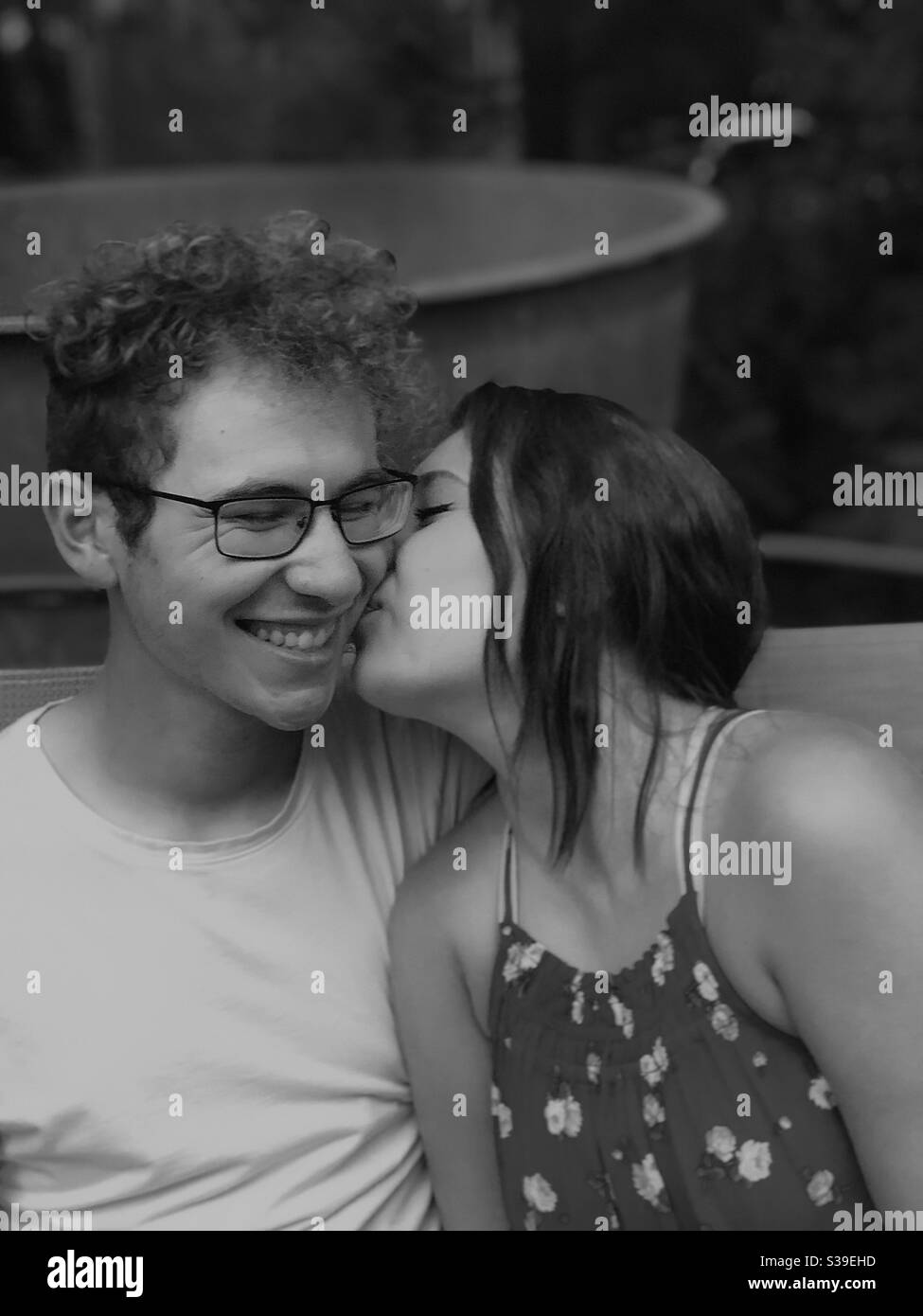 Kiss Black and White Stock Photos & Images - Alamy