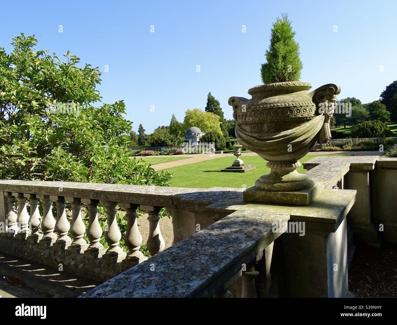 Beautiful gardens at Luton Hoo, Bedfordshire Stock Photo Alamy