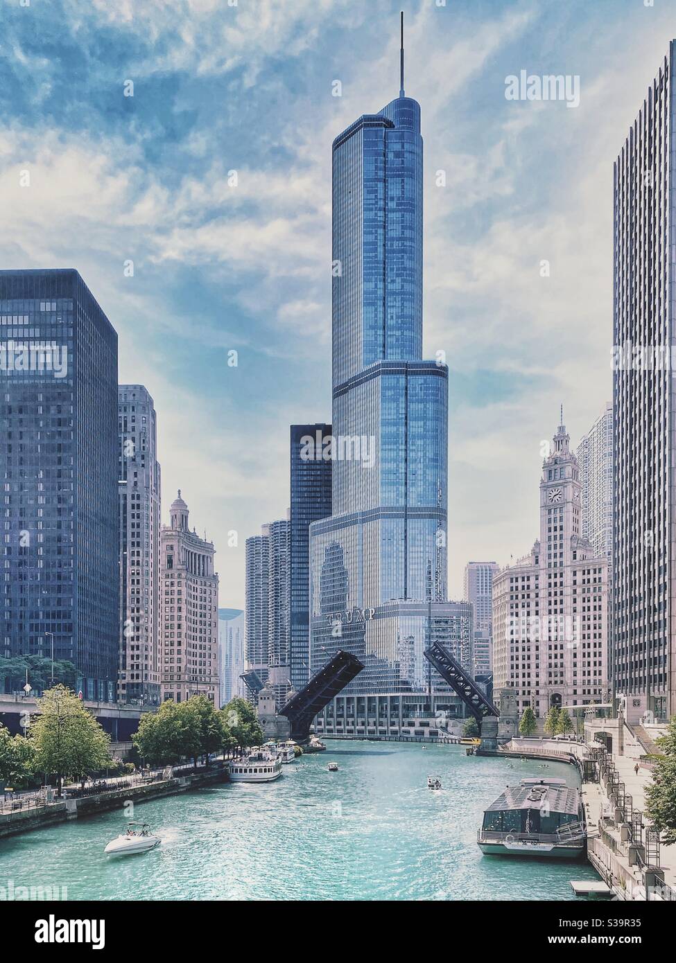 Chicago loop and view of Trump Tower from the Chicago River on a beautiful sunny day Stock Photo