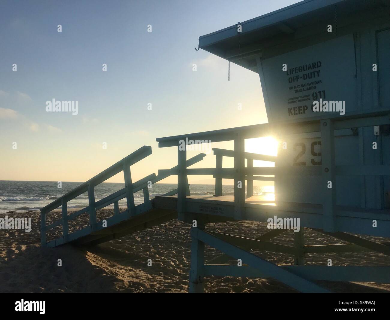 Lifeguard Tower, Venice Beach, Los Angeles Stock Photo - Alamy