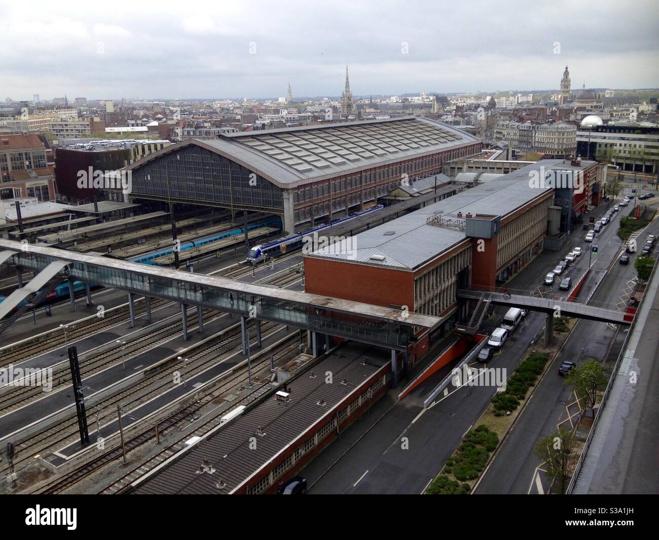 Looking down on Gare de Lille Flandres, Lille, France Stock Photo Alamy