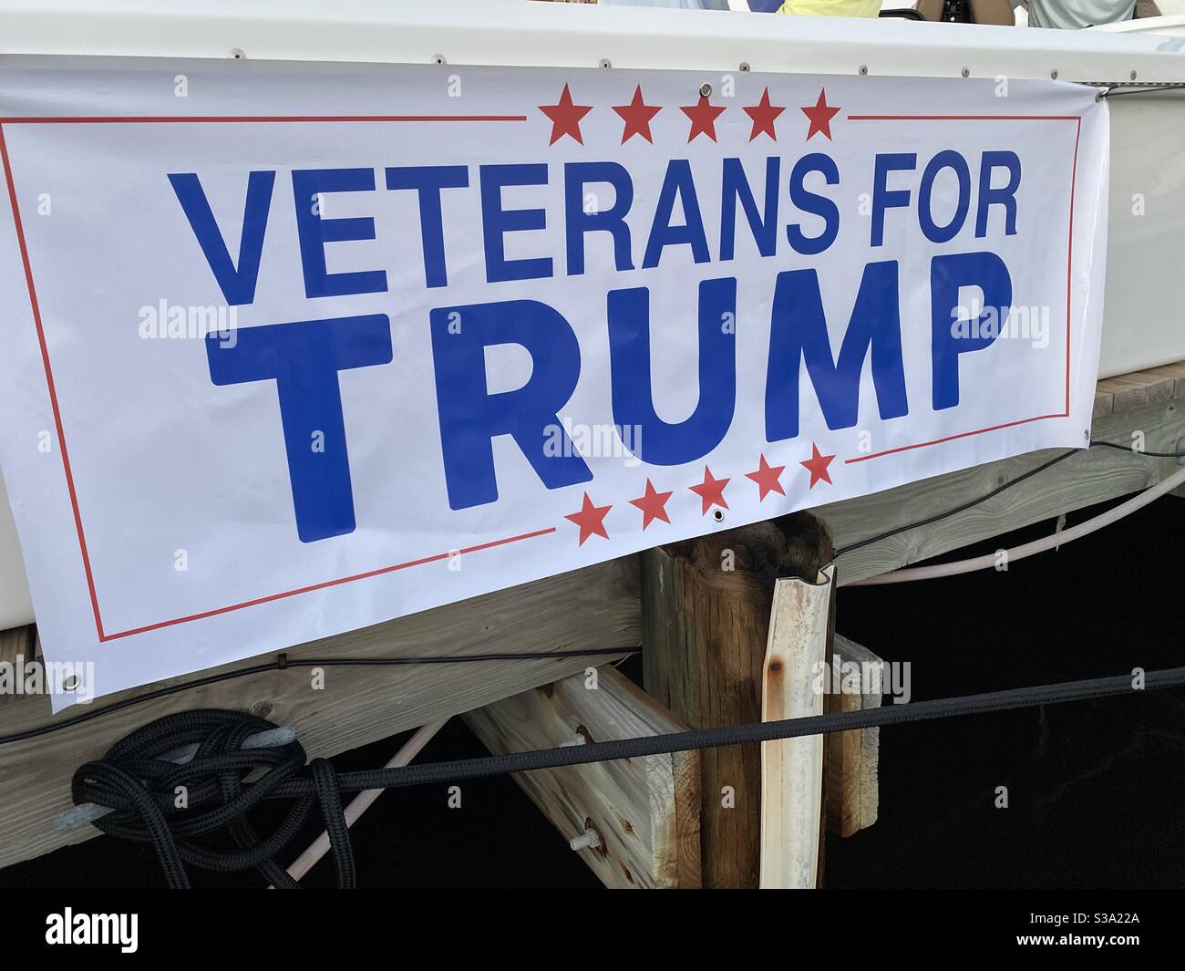 Political campaign sign veterans support Trump for presidential election USA Stock Photo