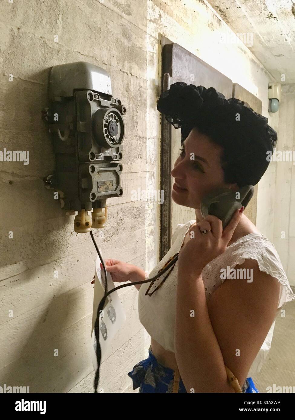 Vintage style woman talking on an old fashioned phone Stock Photo Alamy