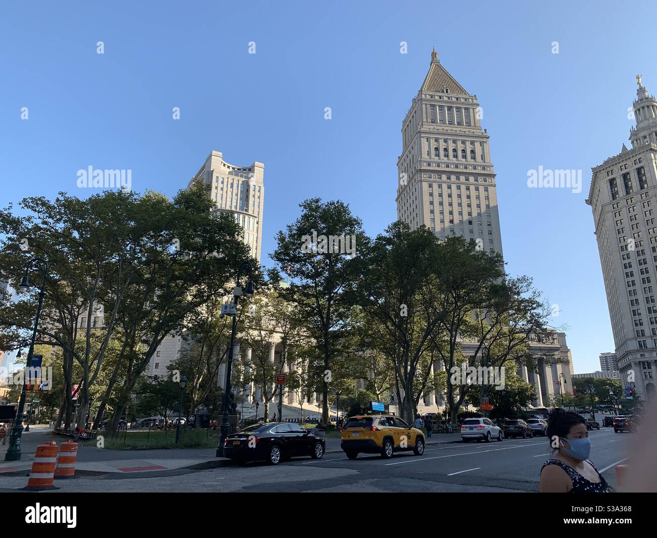 Foley Park on the Federal Plaza in NYC with the Supreme Court behind the trees Stock Photo