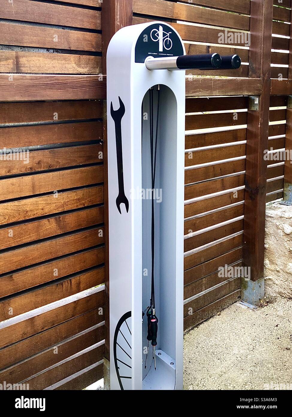 Public bicycle tyre pump station by the village mairie (town hall) of Le Leroux, Indre-et-Loire, France. Stock Photo