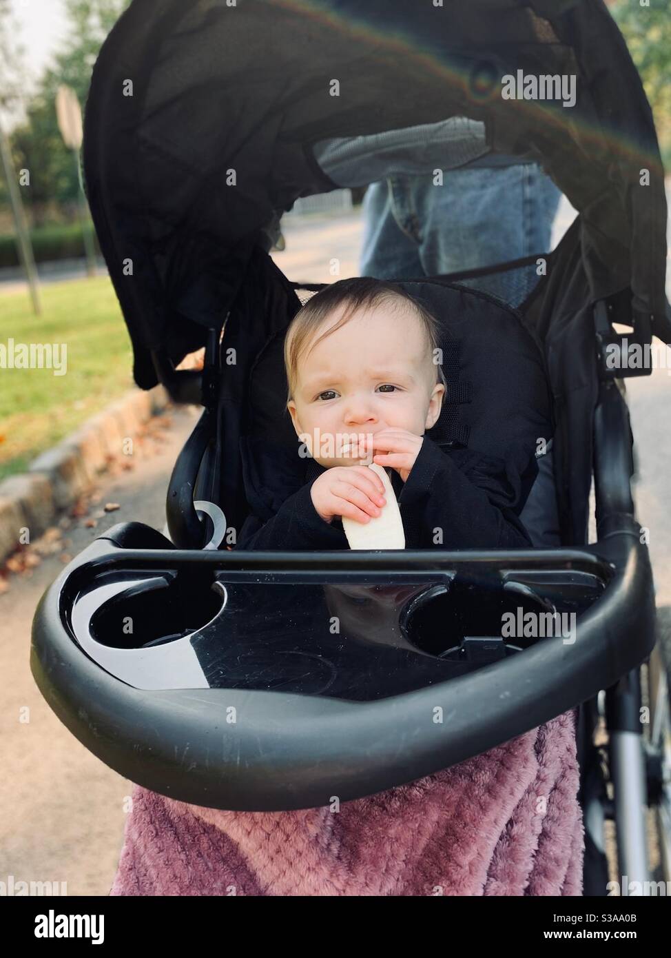 Baby cracker hires stock photography and images Alamy