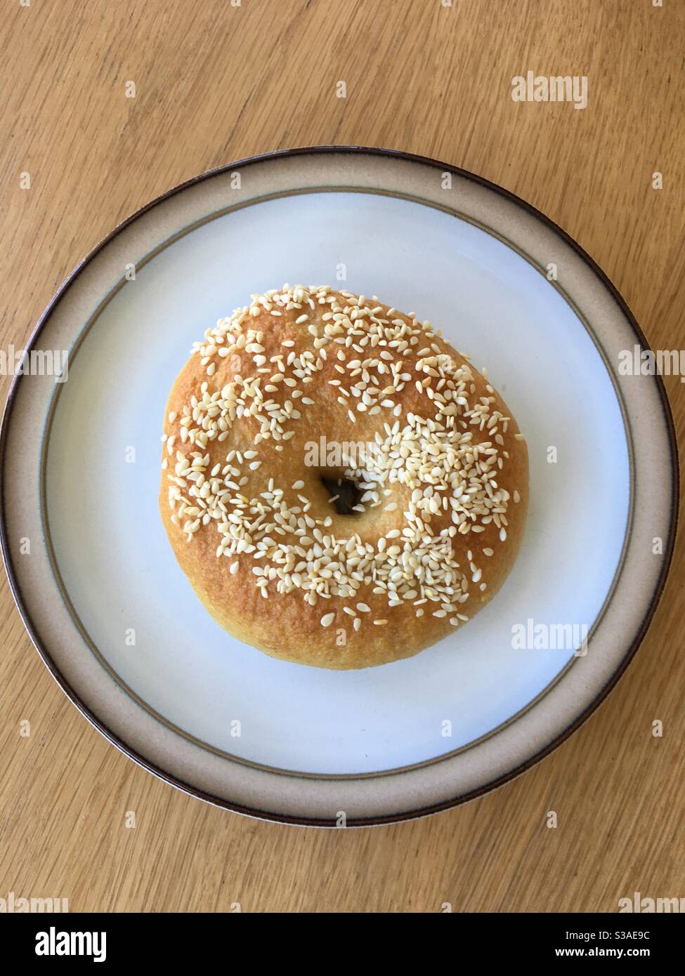 Homemade Sesame Seed Bagel Stock Photo Alamy