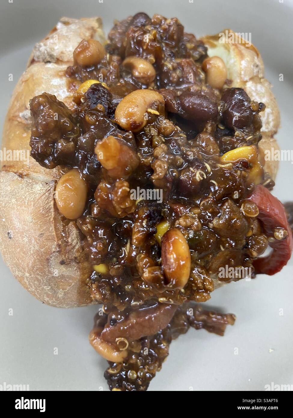 Bean chilli jacket potato hires stock photography and images Alamy