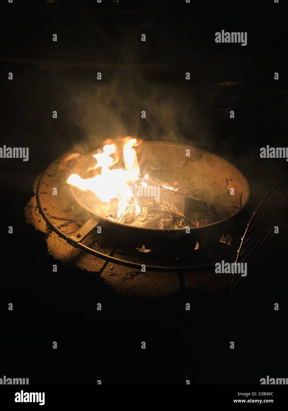 Light the fireplace hi-res stock photography and images - Alamy