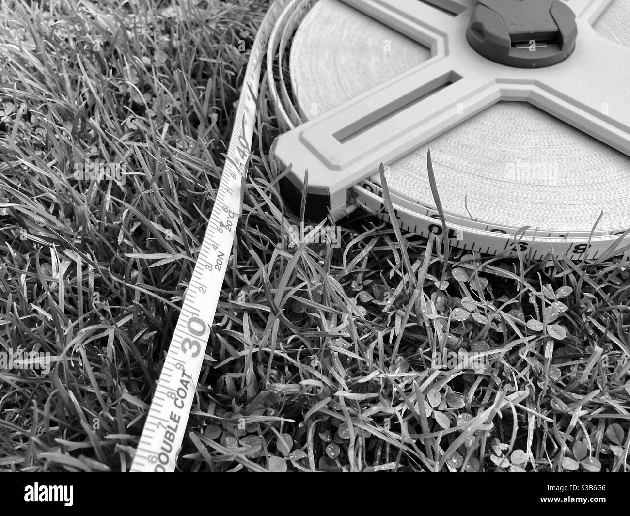 Surveyors tape measure hires stock photography and images Alamy