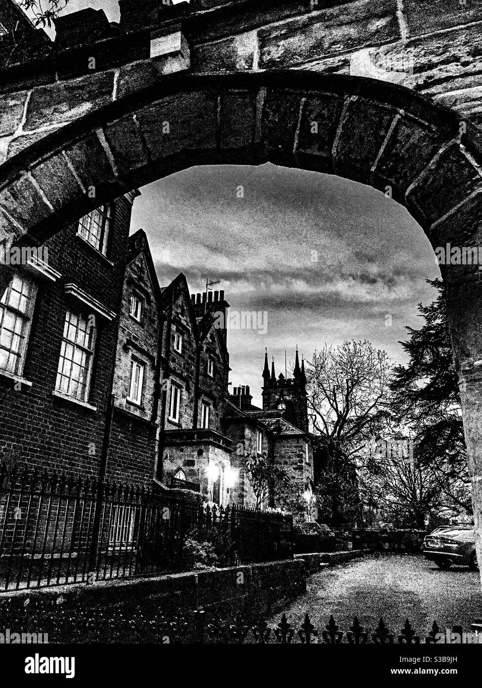 Arch in Tunbridge Wells monochrome Stock Photo Alamy