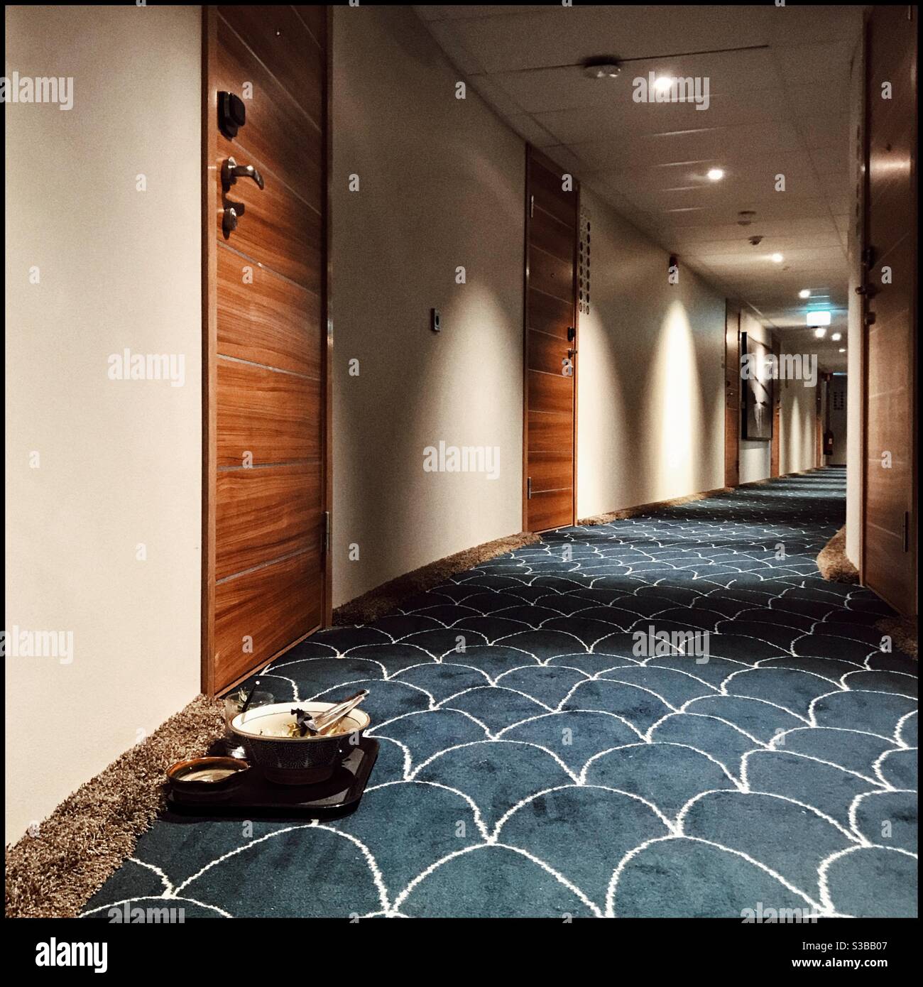 Tray of food left outside a hotel room Stock Photo Alamy