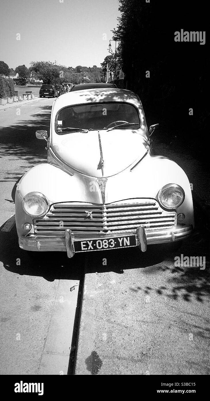 Old peugeot Black and White Stock Photos & Images - Alamy