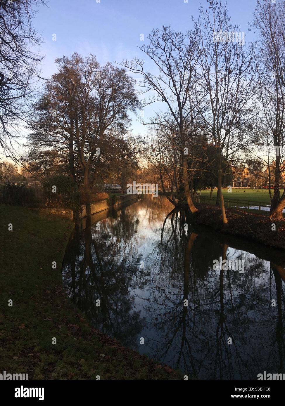 River Cherwell at sunset Stock Photo Alamy