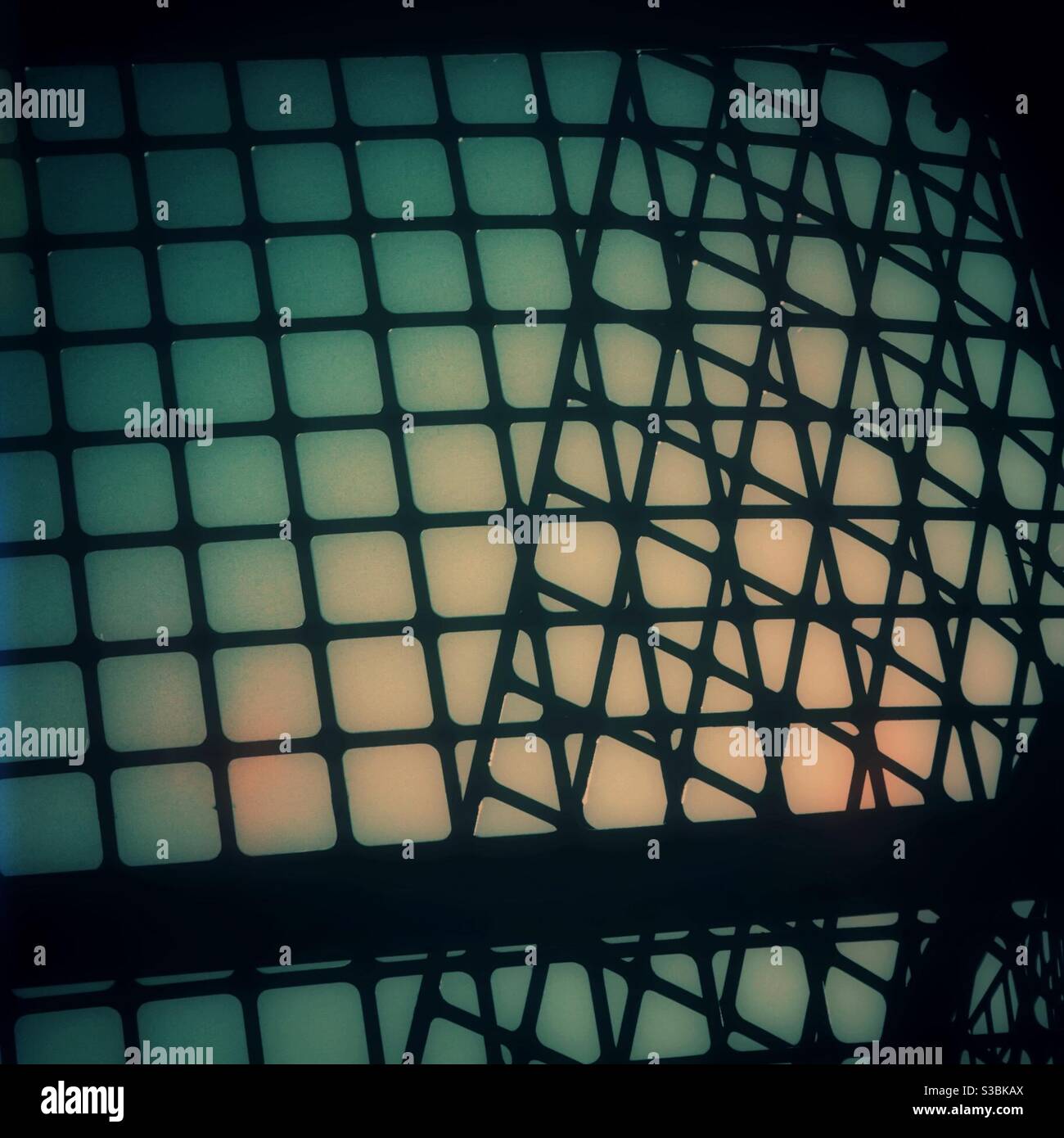 Pattern of protective barrier on scaffolding Stock Photo Alamy