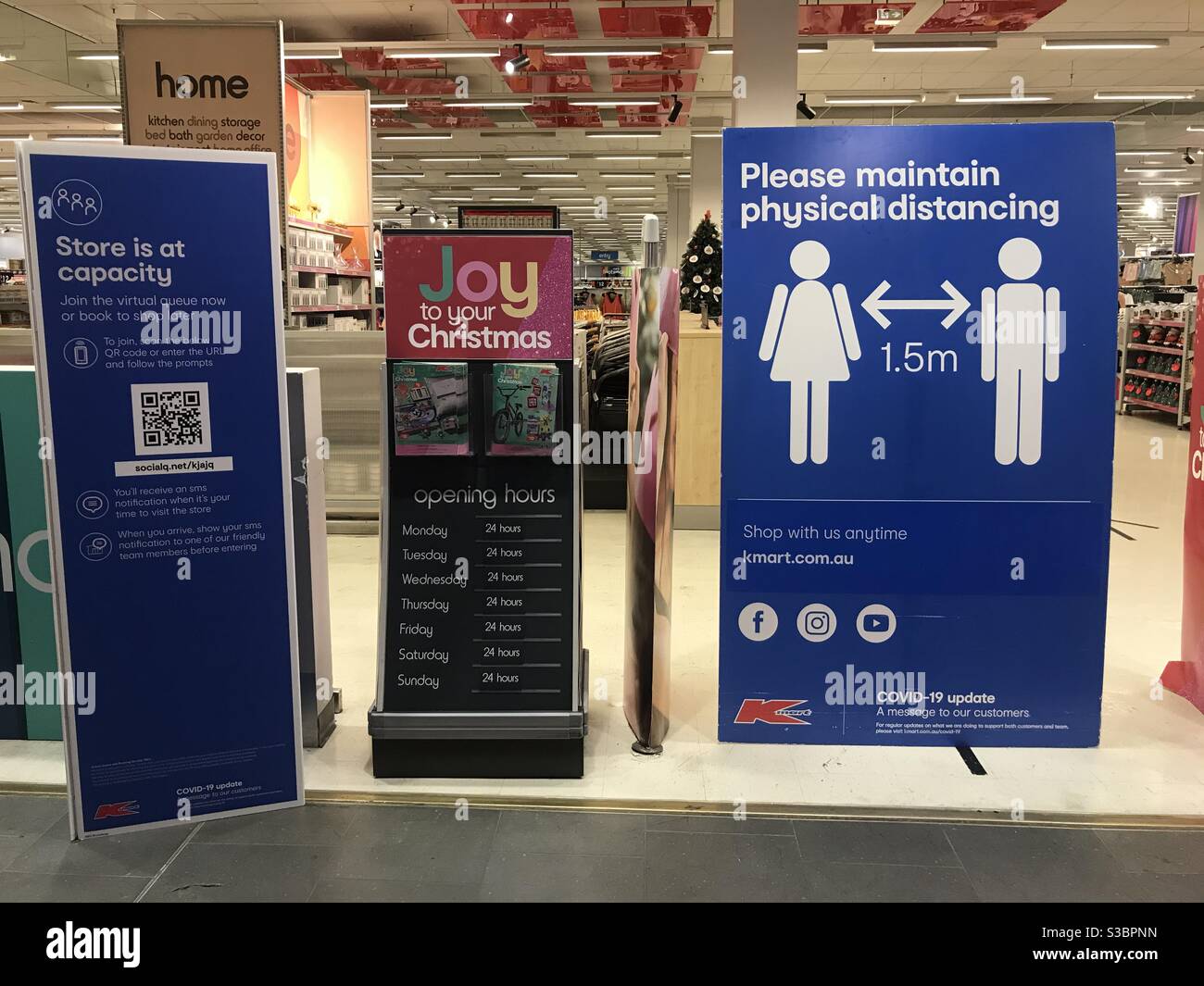 Download Kmart High Resolution Stock Photography And Images Alamy