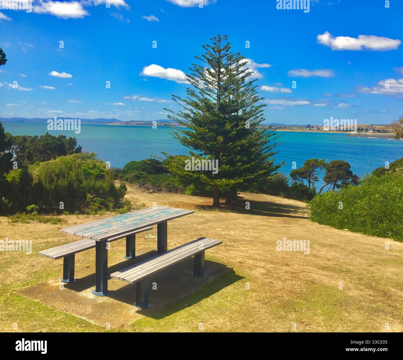 tasmania-picnic-spot-stock-photo-alamy