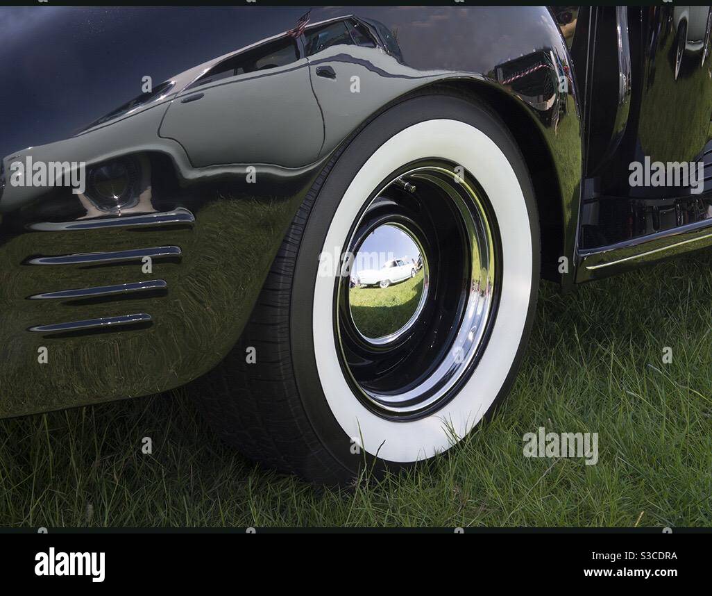 Hub Cap High Resolution Stock Photography And Images Alamy Hub Cap High Resolution Stock Photography And Images Alamy